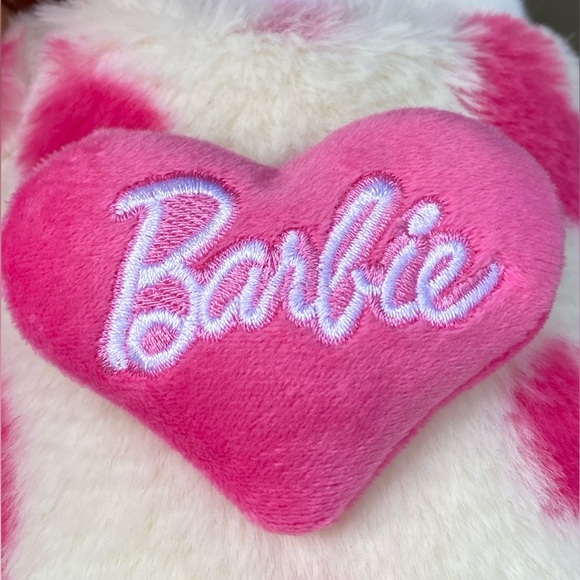 Barbie Pink Cream Faux Fur Logo Super Push Comfy Women's Slippers Sz M (6.5-7.5) - Picture 9 of 13